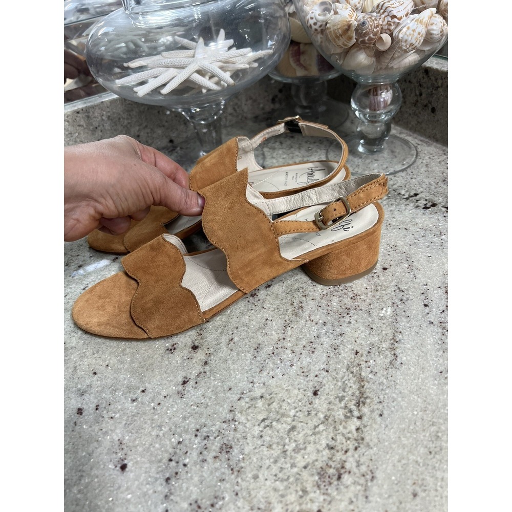 Amalfi by Rangoni Leather Sandals Womens 8 M Italy Cinnamon Brown Suede Low Heel